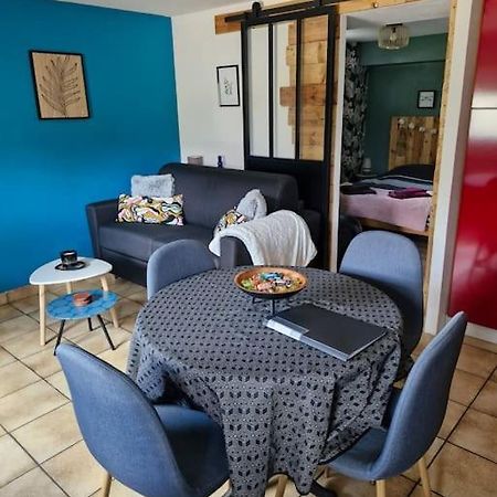 Apartmán La Jolie Parenthese Longevilles-Mont-dʼOr Exteriér fotografie