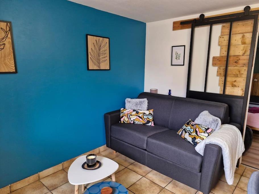Apartmán La Jolie Parenthese Longevilles-Mont-dʼOr Exteriér fotografie
