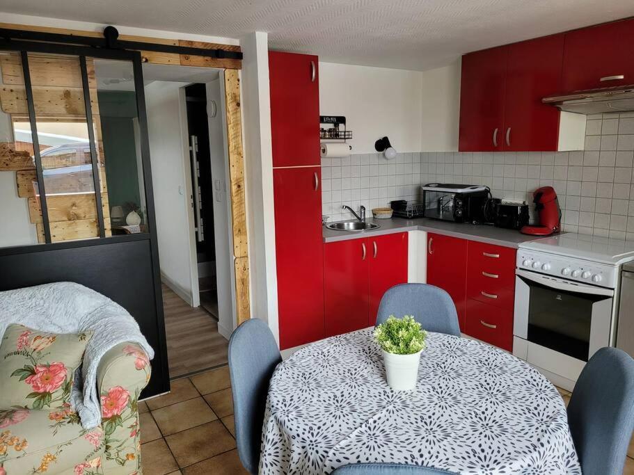 Apartmán La Jolie Parenthese Longevilles-Mont-dʼOr Exteriér fotografie